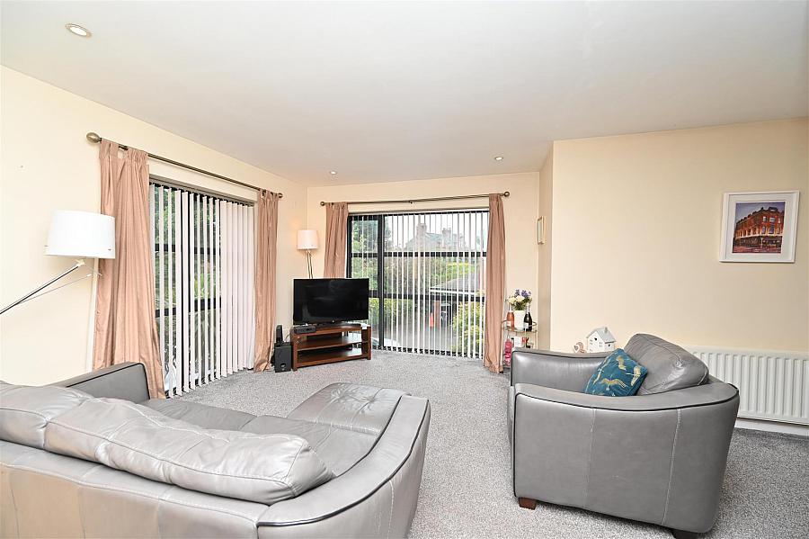 Apt 6, Carolan Place 45 Rossmore Drive