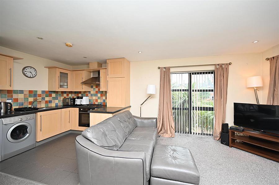 Apt 6, Carolan Place 45 Rossmore Drive