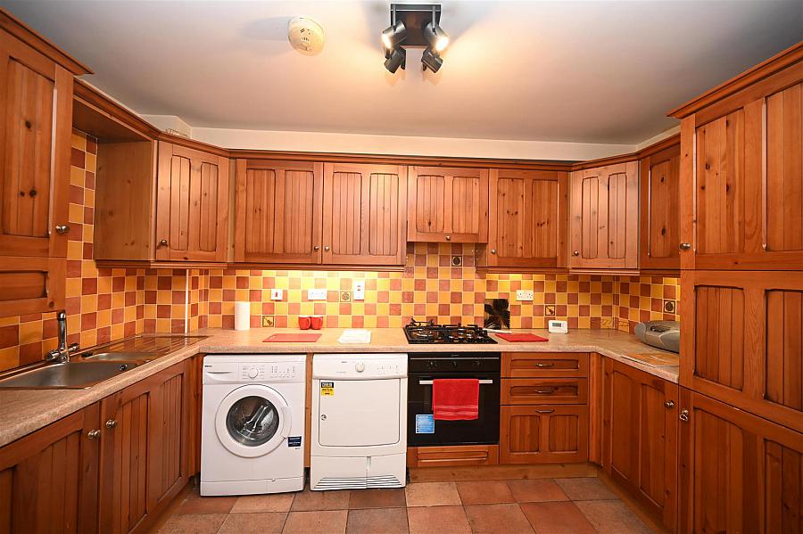 Apt 7 Millennium Court 4 Downshire Place