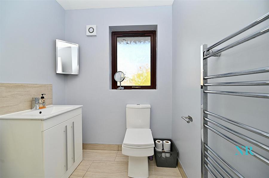 23 Laurelgrove Avenue