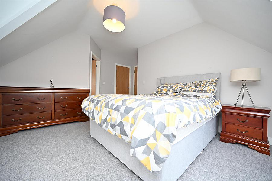 Apt 15, 22 Upper Lisburn Road