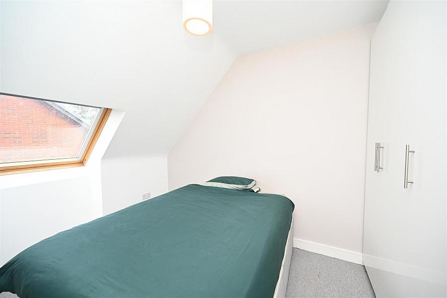 Apt 15, 22 Upper Lisburn Road