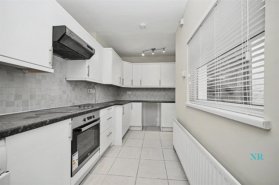 10 Willowholme Street