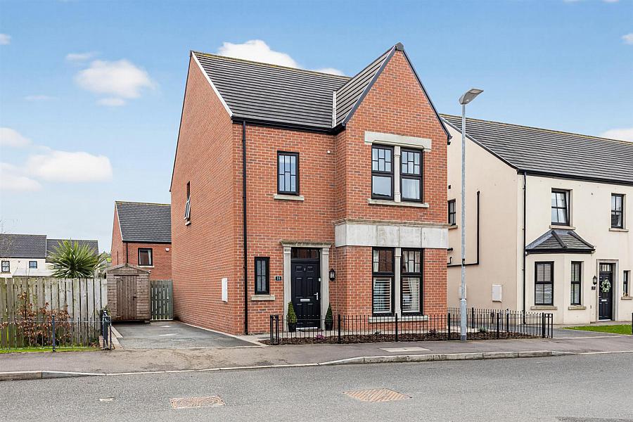 16 Castlegowan Place