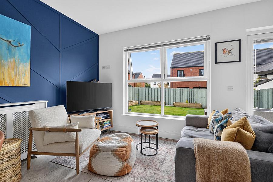 16 Castlegowan Place