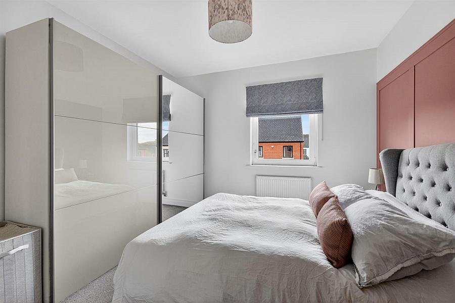 16 Castlegowan Place