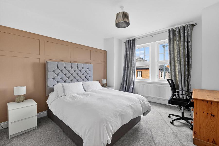 16 Castlegowan Place