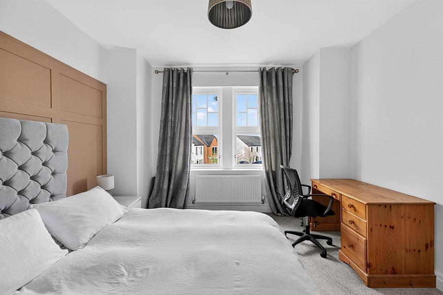 16 Castlegowan Place