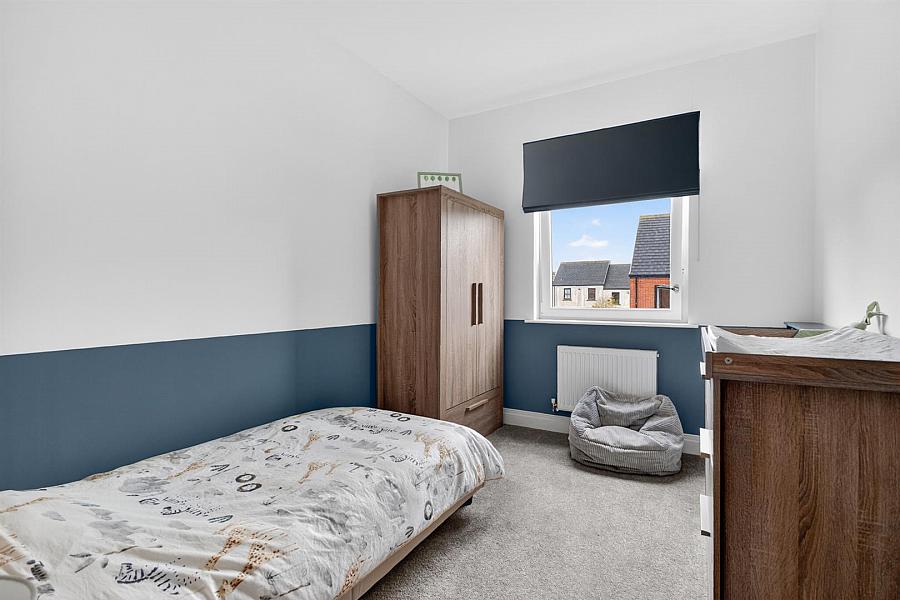 16 Castlegowan Place