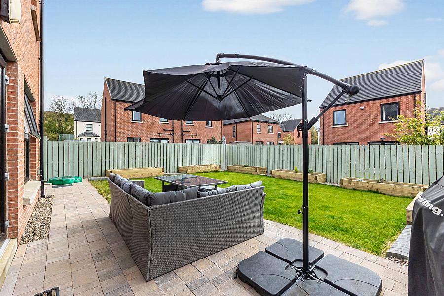 16 Castlegowan Place