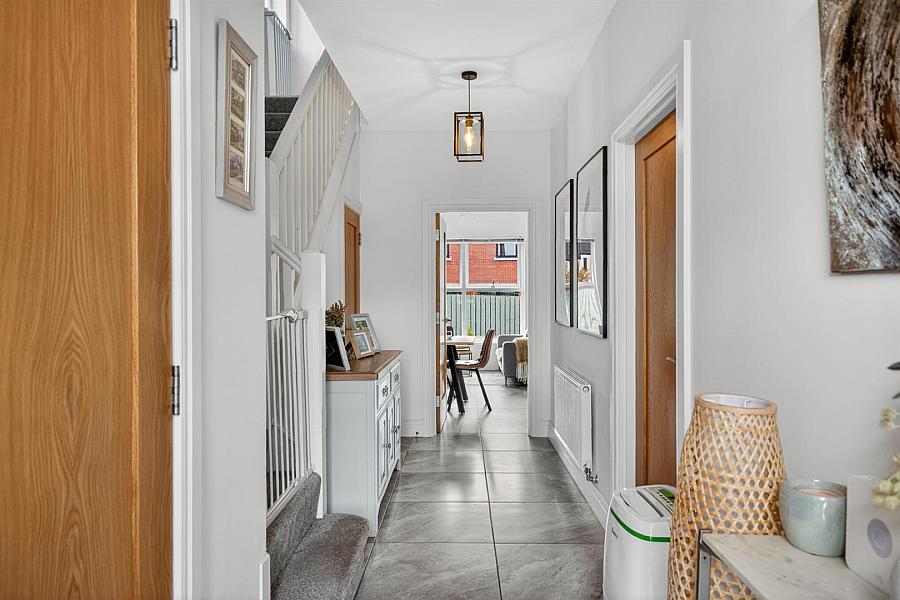 16 Castlegowan Place