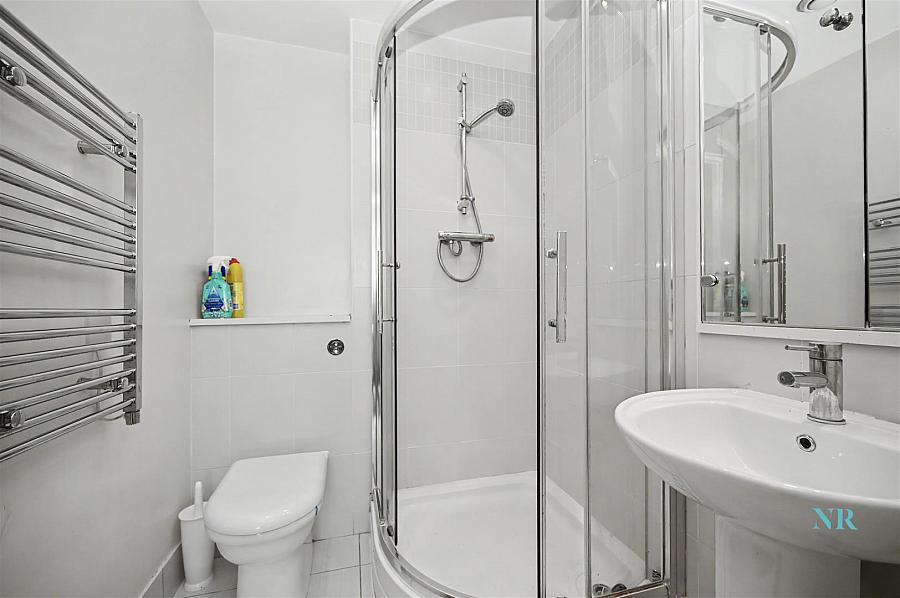 Apt 18.06 Obel Tower 64 Donegall Quay