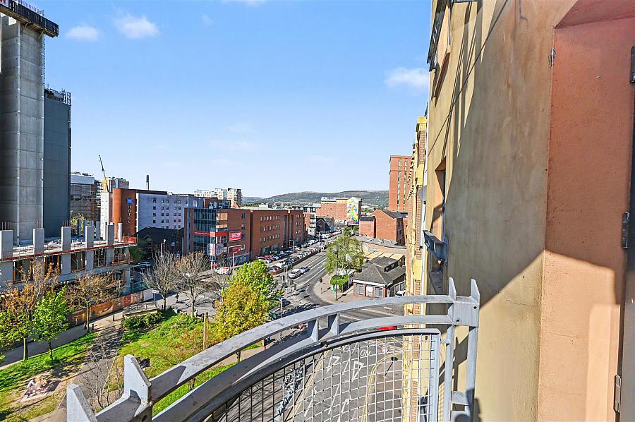 Apt 402 Park Avenue Bankmore Street