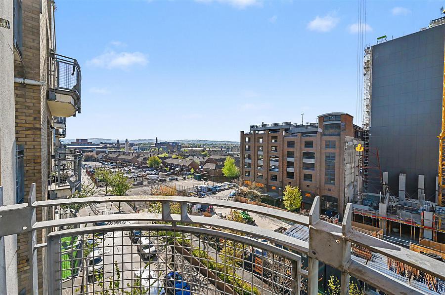 Apt 402 Park Avenue Bankmore Street