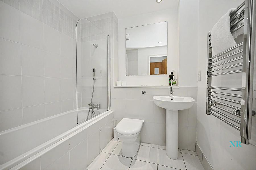 Apt 15.06 Obel Tower 62 Donegall Quay