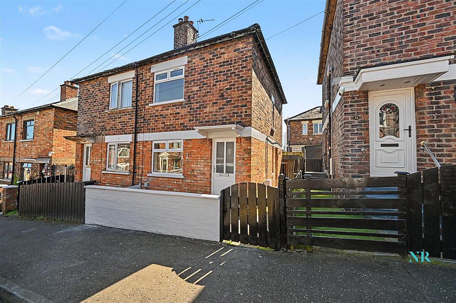 40 Dhu Varren Crescent