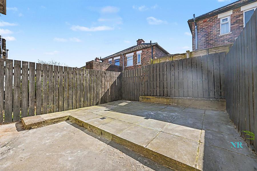 40 Dhu Varren Crescent