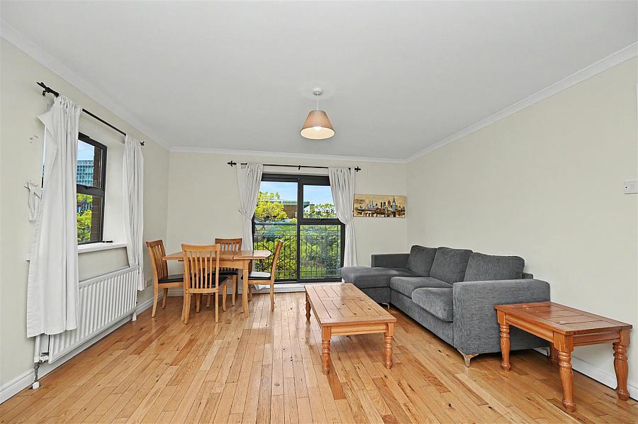 Apt 17, Clarendon Quay Pilot Place