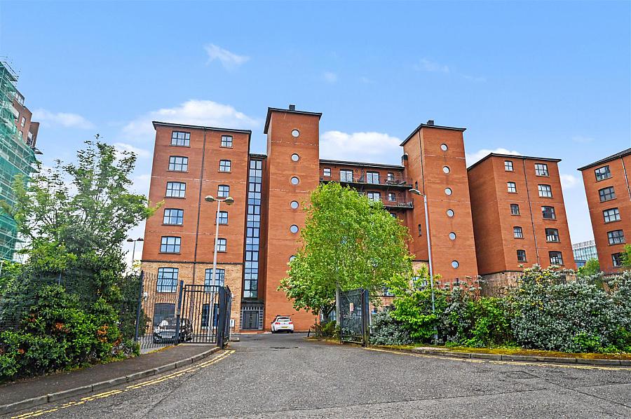 Apt 49, Clarendon Quay Pilot Place