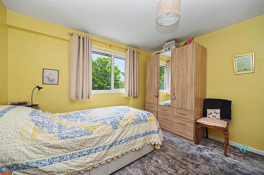 15 Glenwood Park