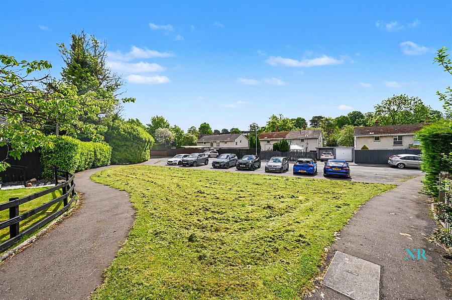 15 Glenwood Park