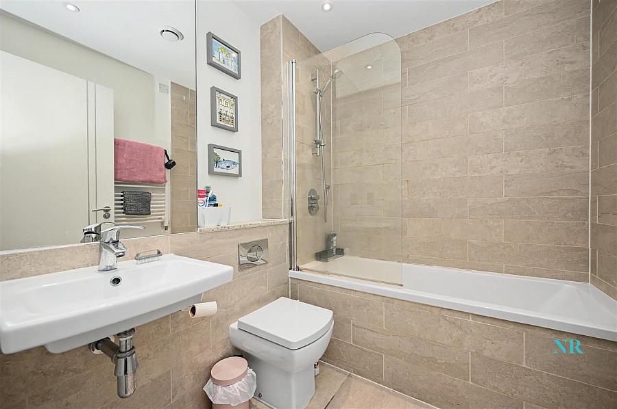 4.09 Portland 88 55 Ormeau Road