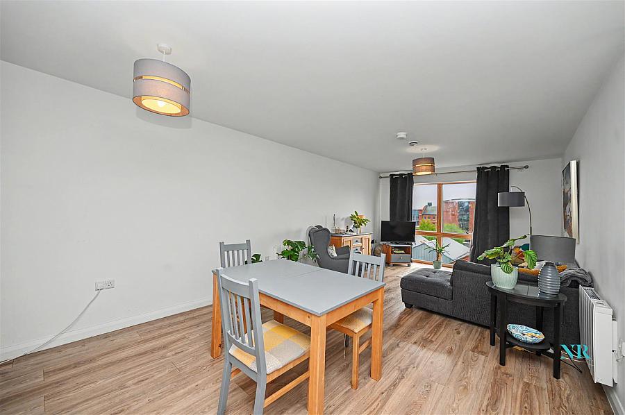 4.09 Portland 88 55 Ormeau Road