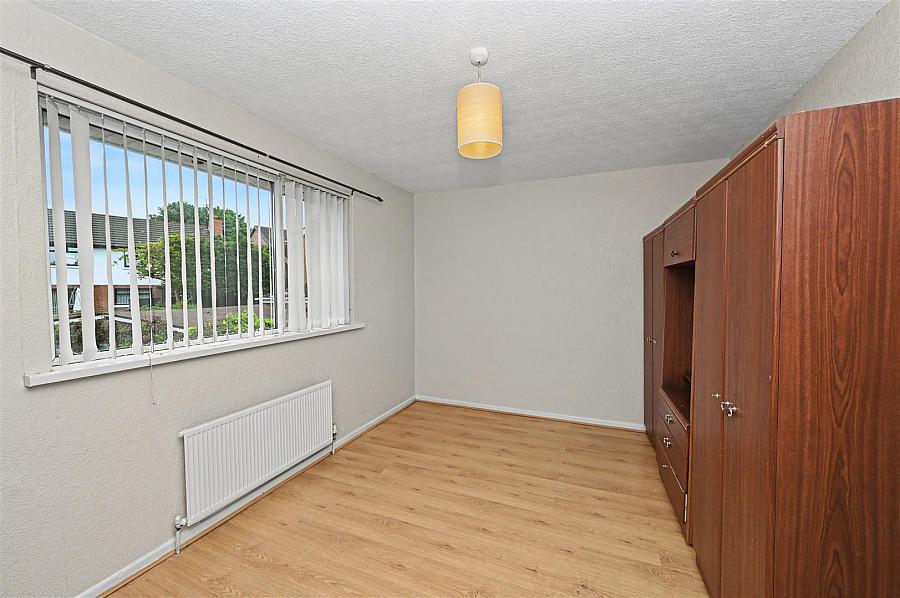 2 Lake Glen Park