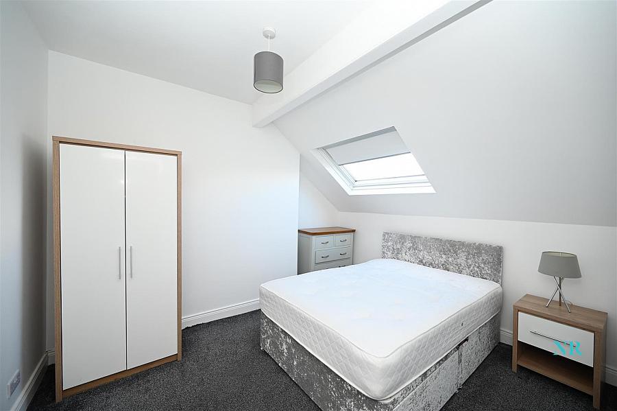 3 X One Bed Apts, 34 North Parade