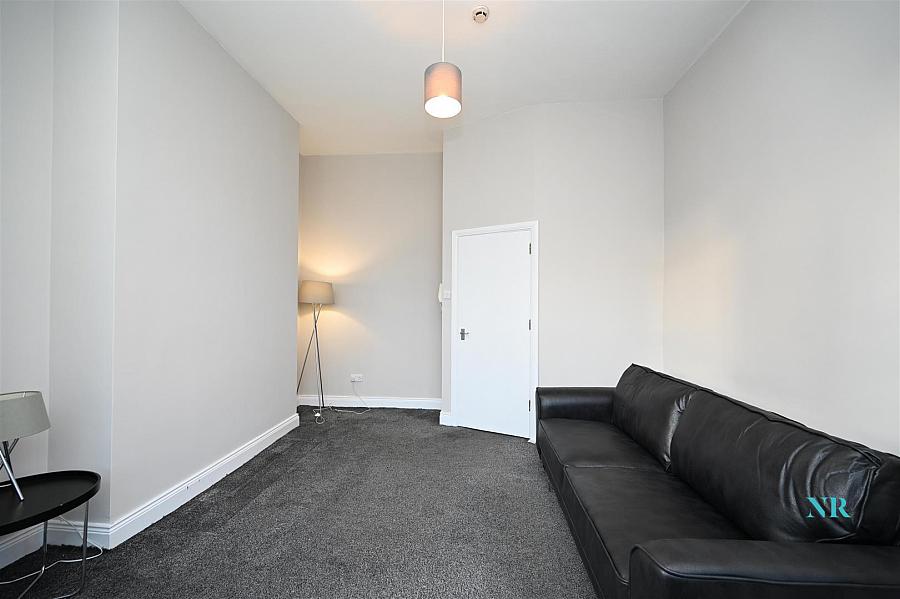 3 X One Bed Apts, 34 North Parade