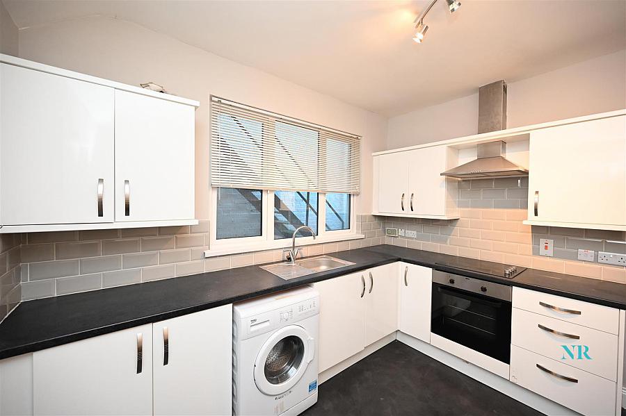 3 X One Bed Apts, 34 North Parade