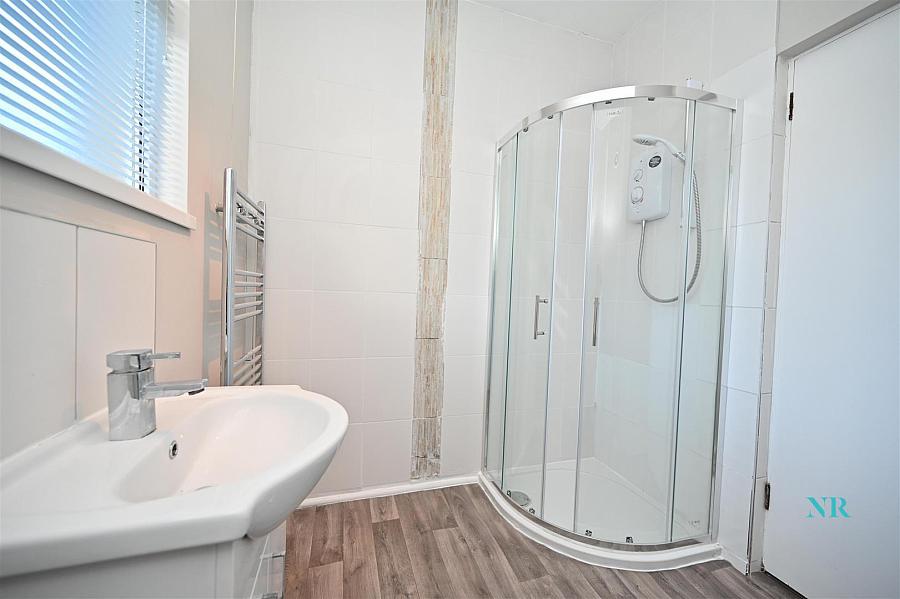 3 X One Bed Apts, 34 North Parade