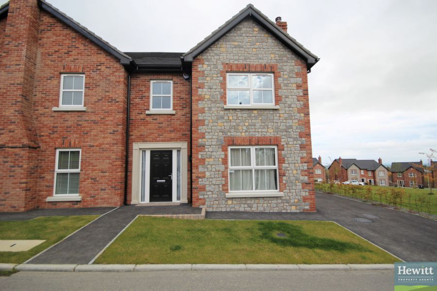 40 Mill Race Manor, Markethill, BT60 1QU