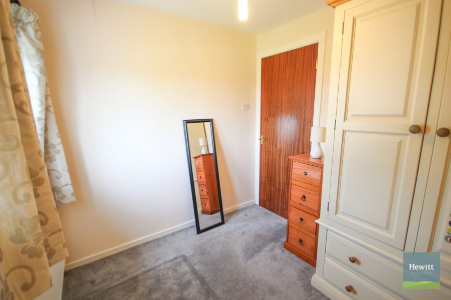 12 Newtown Terrace