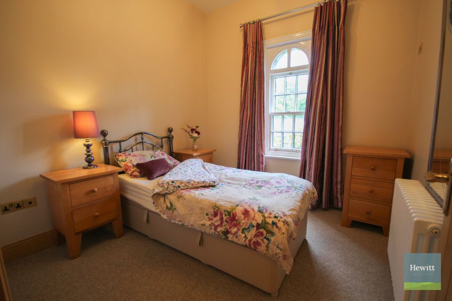 3C Gosford Castle 3C Gosford Castle