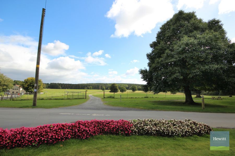 4a Gosford Castle