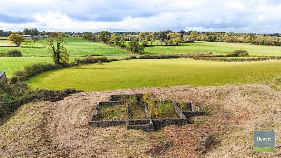 Site & Agricultural Land between 63 and 69 Mullantine Road