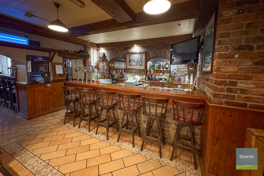 The Village Inn & Buttery 103-105 Main Street