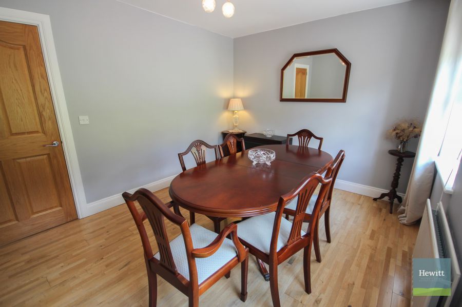 2 Mayfield Avenue Kinallen