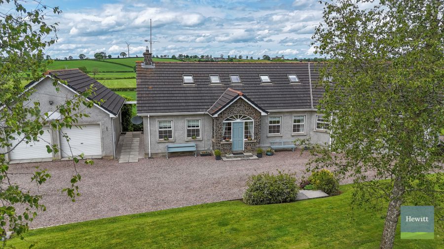 2 Mayfield Avenue Kinallen