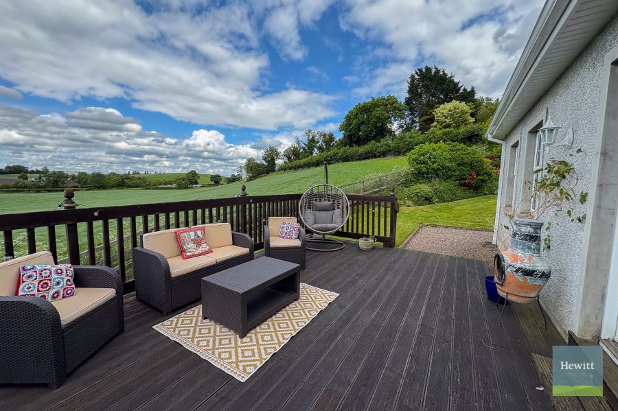 2 Mayfield Avenue Kinallen
