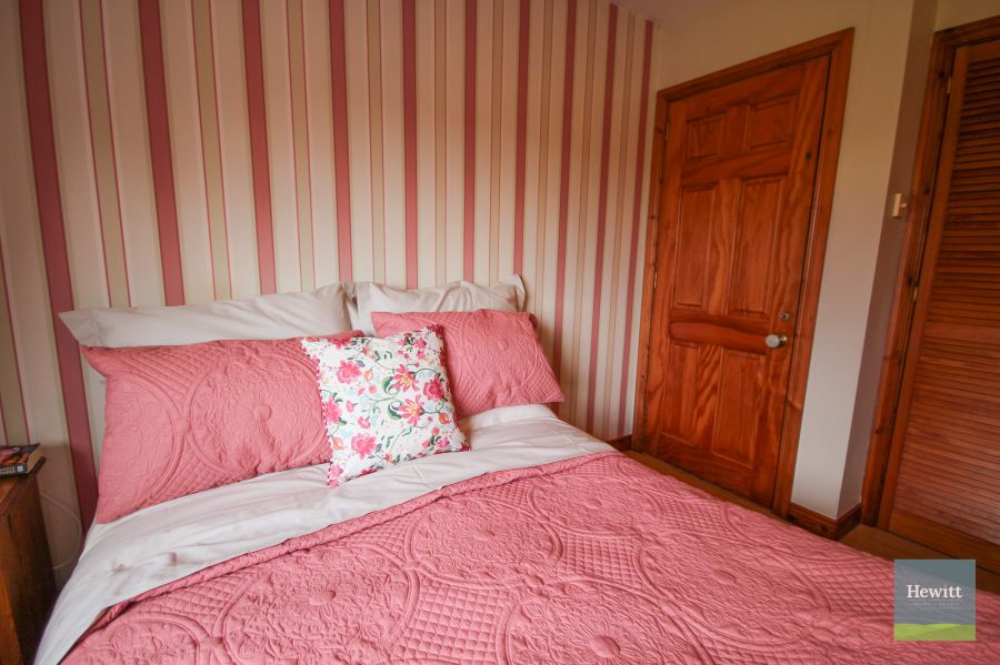 17 Newry Road