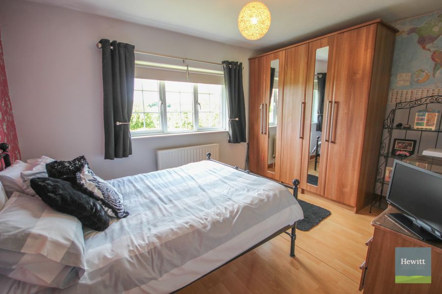 17 Newry Road