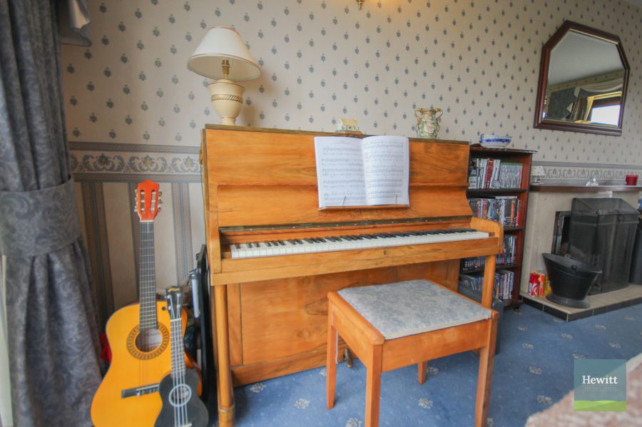 31 Clonroot Road