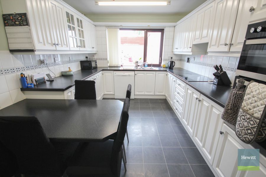 31 Clonroot Road