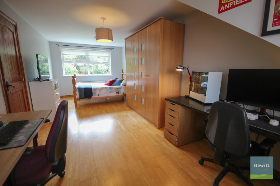 7 Eden Court