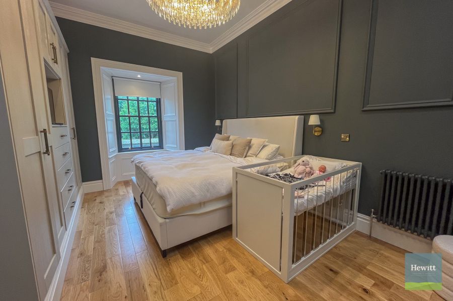4e Gosford Castle
