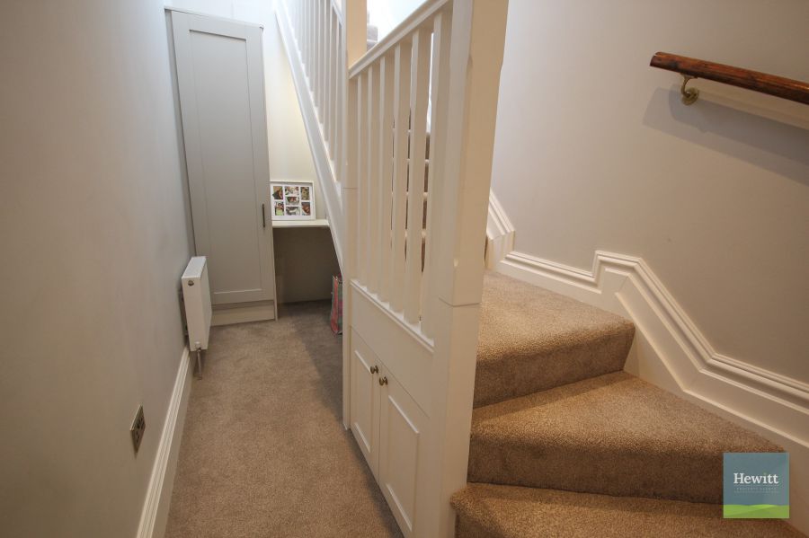 4e Gosford Castle