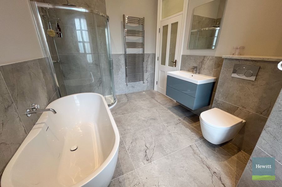 4e Gosford Castle