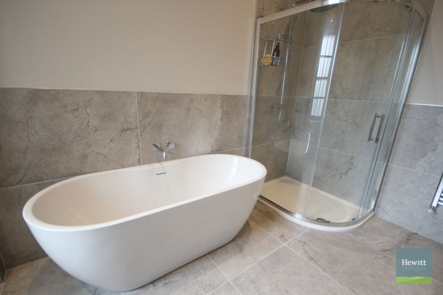 4e Gosford Castle